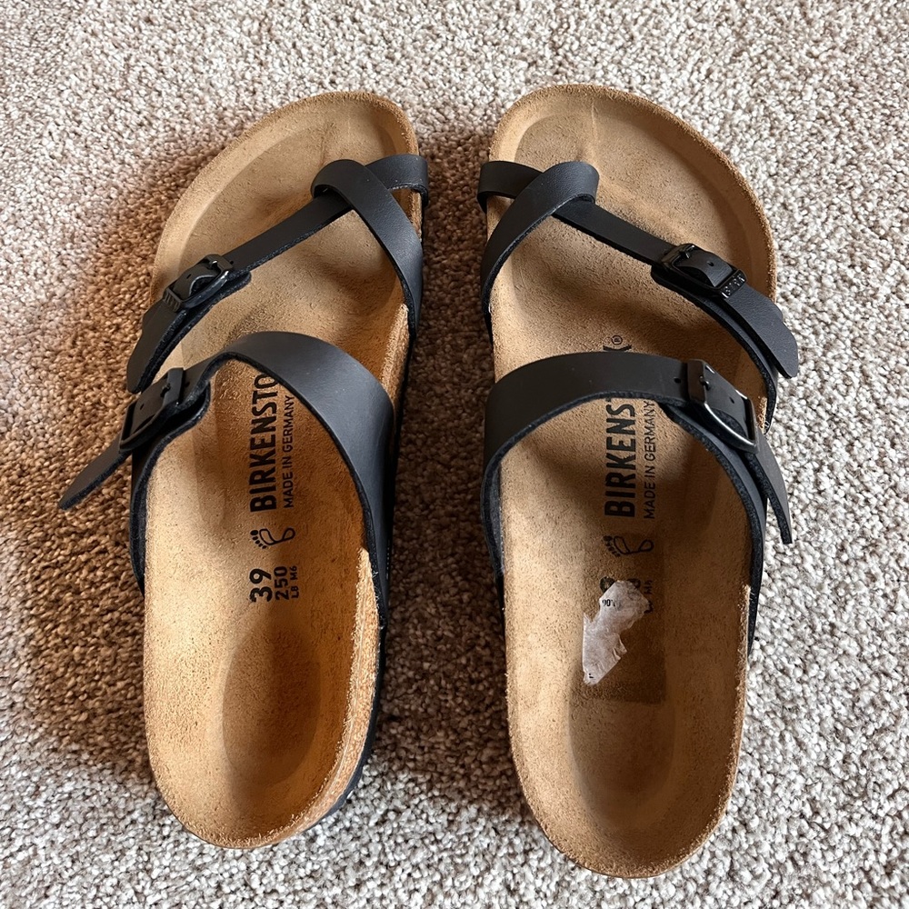 NWOT BIRKENSTOCK Mayari